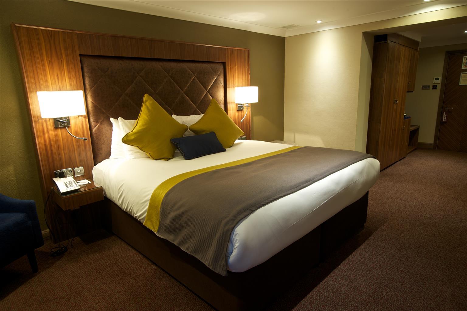 Frensham Pond Country House Hotel & Spa Farnham  Exterior foto